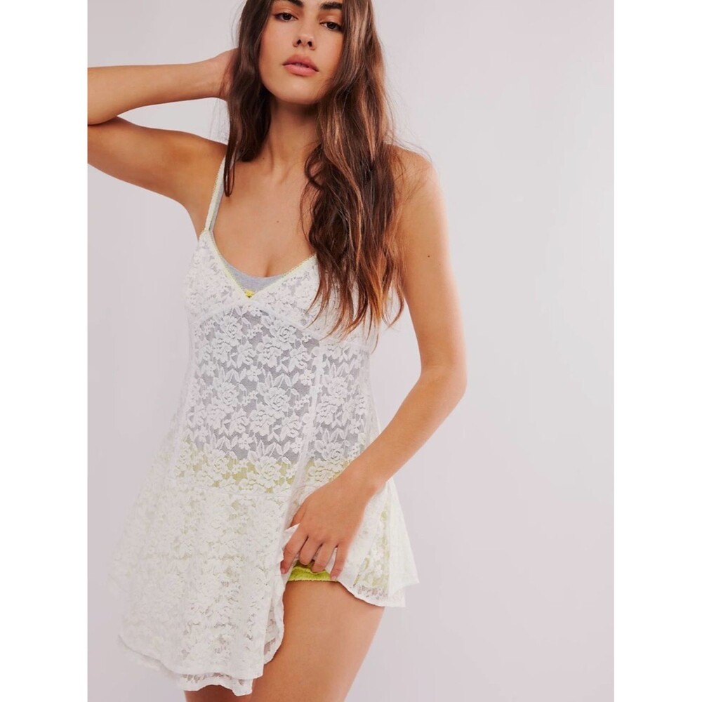 Free People Intimately Sun-sational Stretch Lace Mini Slip WHITE Size S NEW!